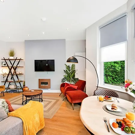 Finest Retreats - The Regency *