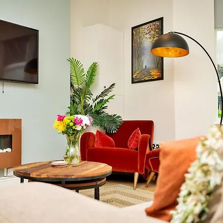 Finest Retreats - The Regency * Harrogate