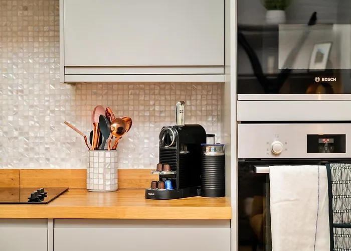 Finest Retreats - The Regency *