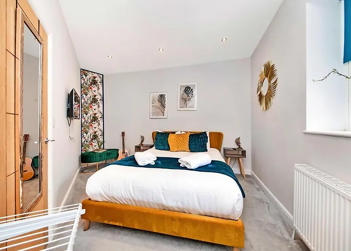 Finest Retreats - The Regency Apartman