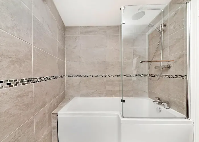 Finest Retreats - The Regency